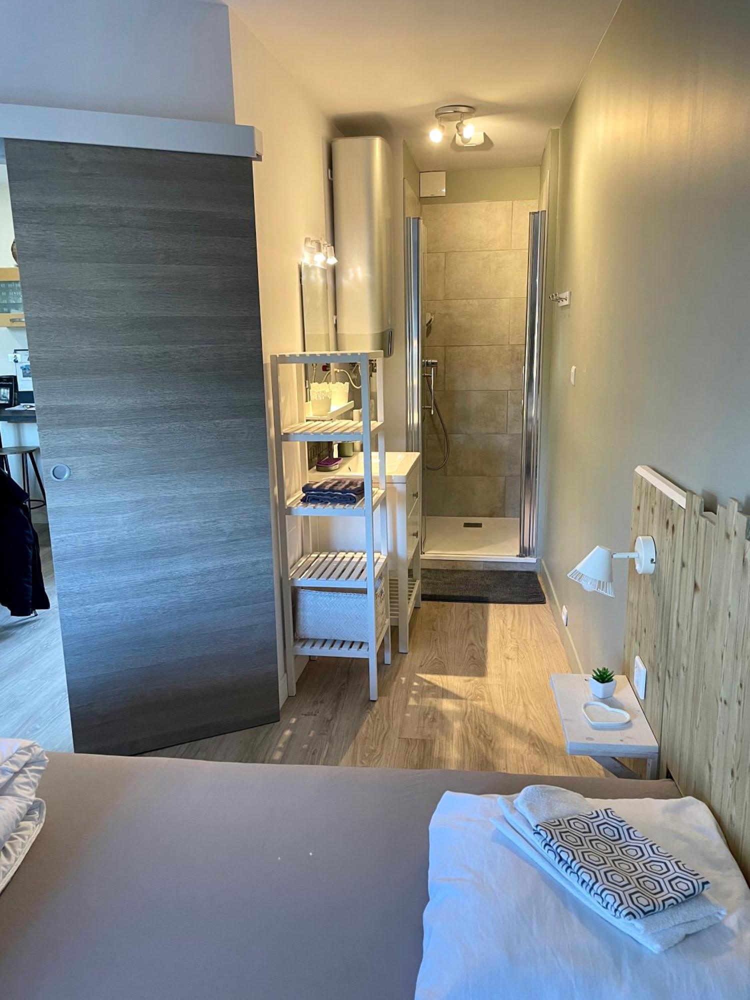 Saint-Aubin-Sur-Mer: Bel Appartement Traversant المظهر الخارجي الصورة